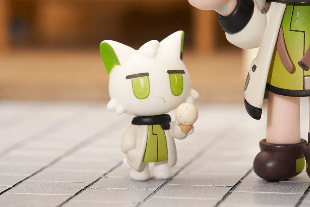 Arknights Mini Statue - Will You be Having the Dessert? Kal'tsit | Anime Emporium