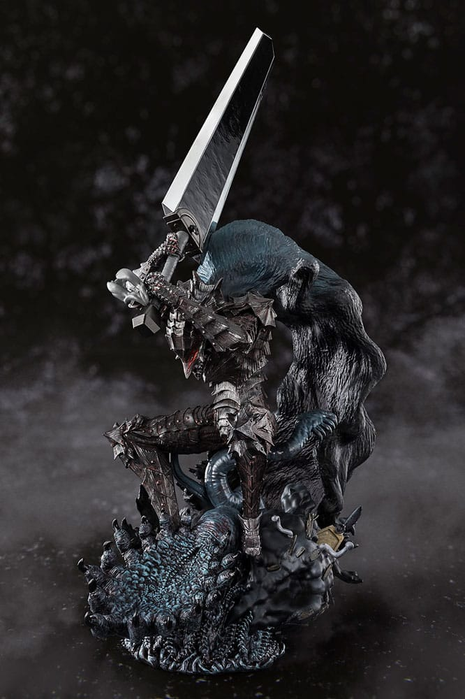 Berserk Figuarts ZERO Metallic Touch Guts Berserker Armor