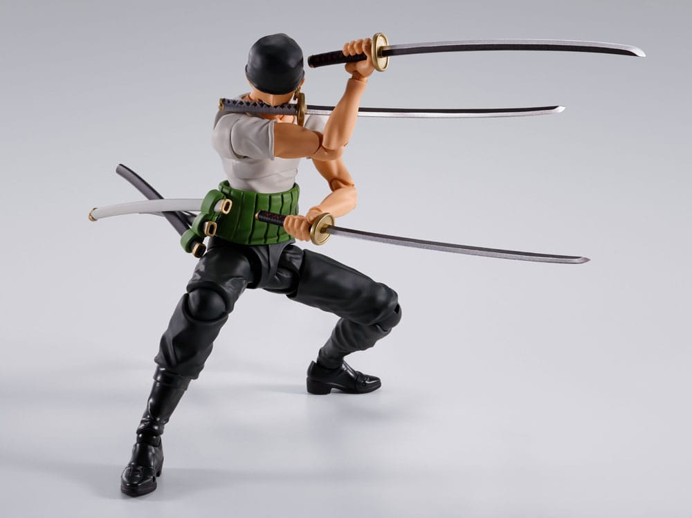 One Piece S.H. Figuarts Roronoa Zoro Romance Dawn