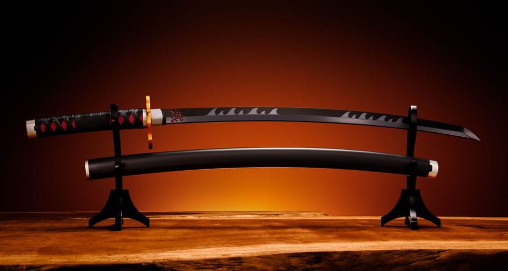 Demon Slayer: Kimetsu no Yaiba Proplica 1/1 Scale Nichirin Sword (Tanjiro Kamado) Kyojuro Rengoku´s Sword Guard Ver