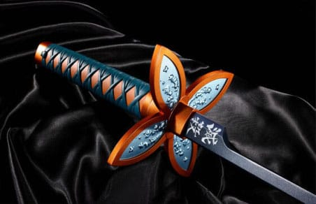 Demon Slayer: Kimetsu no Yaiba Proplica Replica 1/1 Nichirin Sword (Shinobo Kocho)