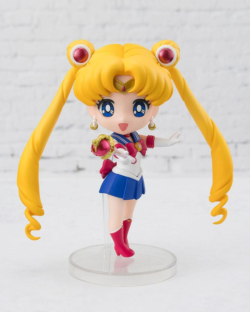 Pretty Guardian Sailor Moon R Figuarts Mini Sailor Moon Crystal Star Compact Edition