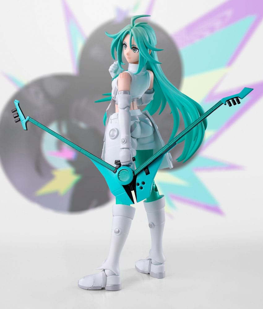 To Be Hero X S.H. Figuarts Lucky Cyan
