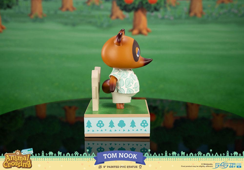 Animal Crossing: New Horizons Statue Tom Nook