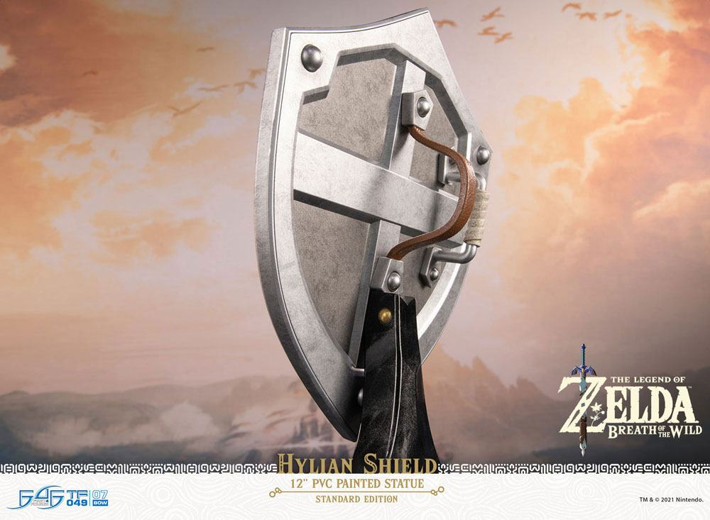 The Legend of Zelda Breath of the Wild Statue Hylian Shield Standard Edition