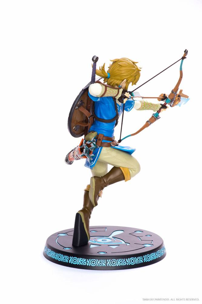 The Legend of Zelda Breath of the Wild Statue Link