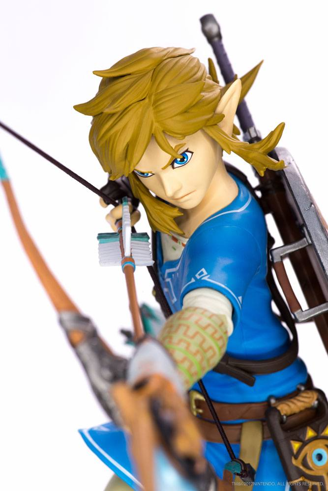 The Legend of Zelda Breath of the Wild Statue Link