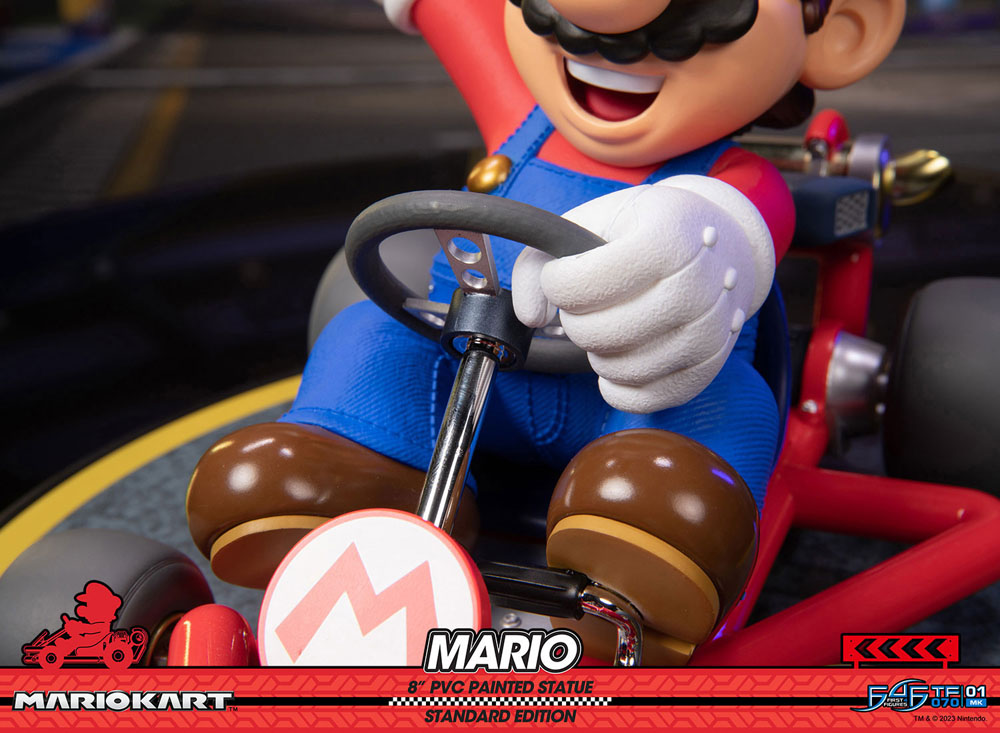Mario Kart Statue Mario Standard Edition