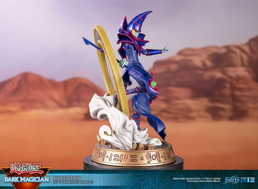Yu-Gi-Oh! Statue Dark Magician Blue Version