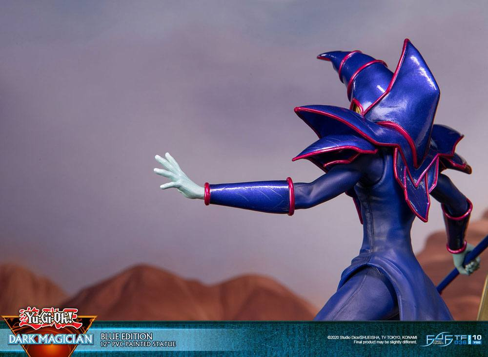 Yu-Gi-Oh! Statue Dark Magician Blue Version