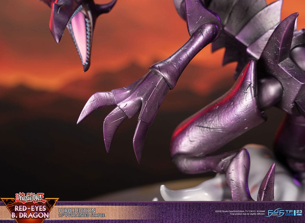 Yu-Gi-Oh! Statue Red-Eyes Black Dragon Purple Colour