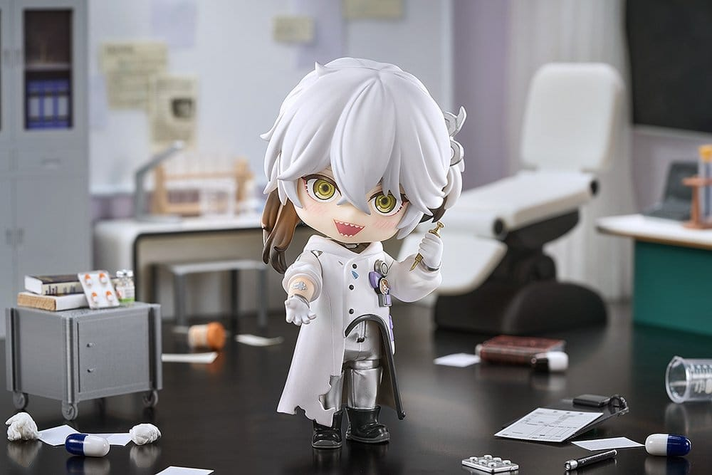 Reverse: 1999 Nendoroid Medicine Pocket