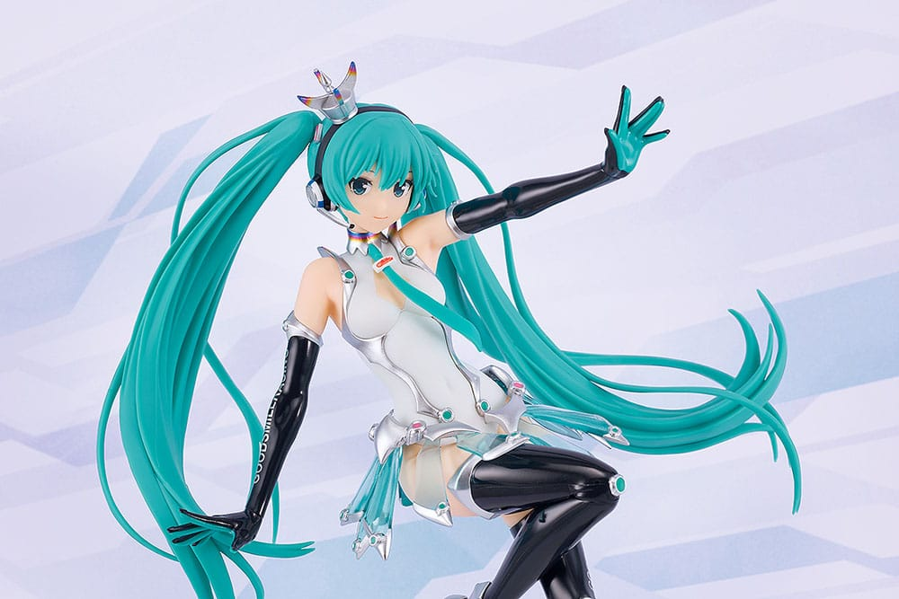 Hatsune Miku GT Project Plastic Model Kit Reincarnation Racing Miku: 2013 Ver