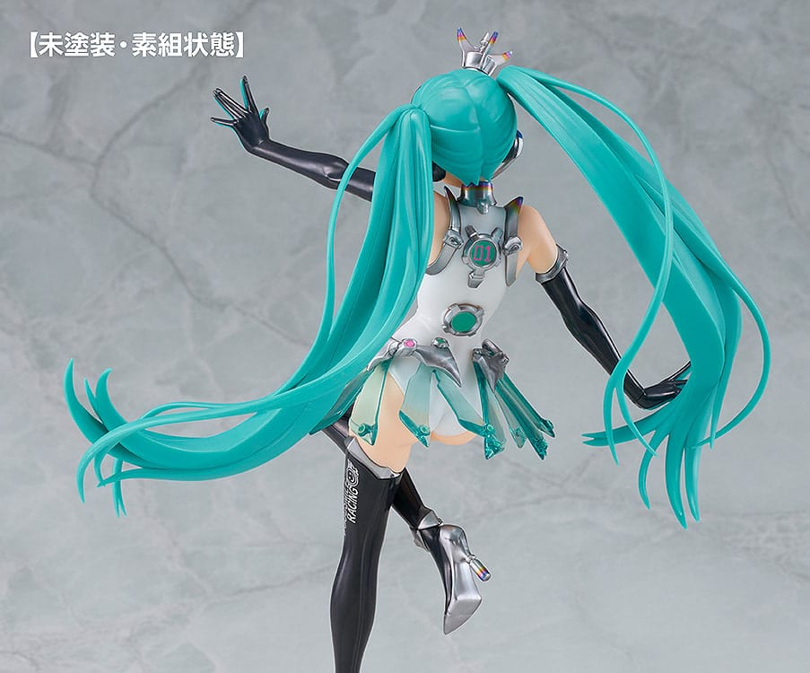 Hatsune Miku GT Project Plastic Model Kit Reincarnation Racing Miku: 2013 Ver
