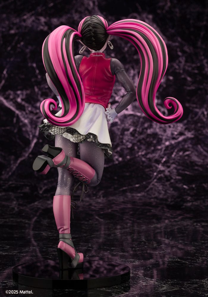 Monster High Bishoujo 1/7 Scale Statue Draculaura
