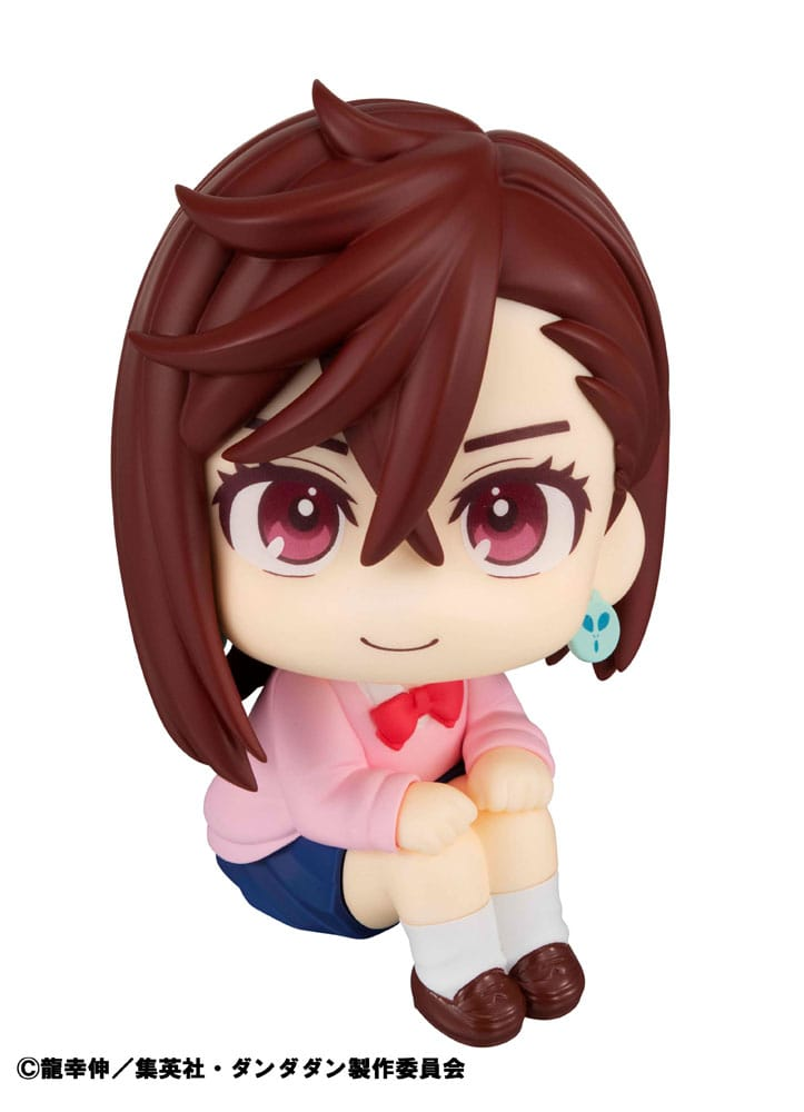 Dandadan Look Up Figure Momo