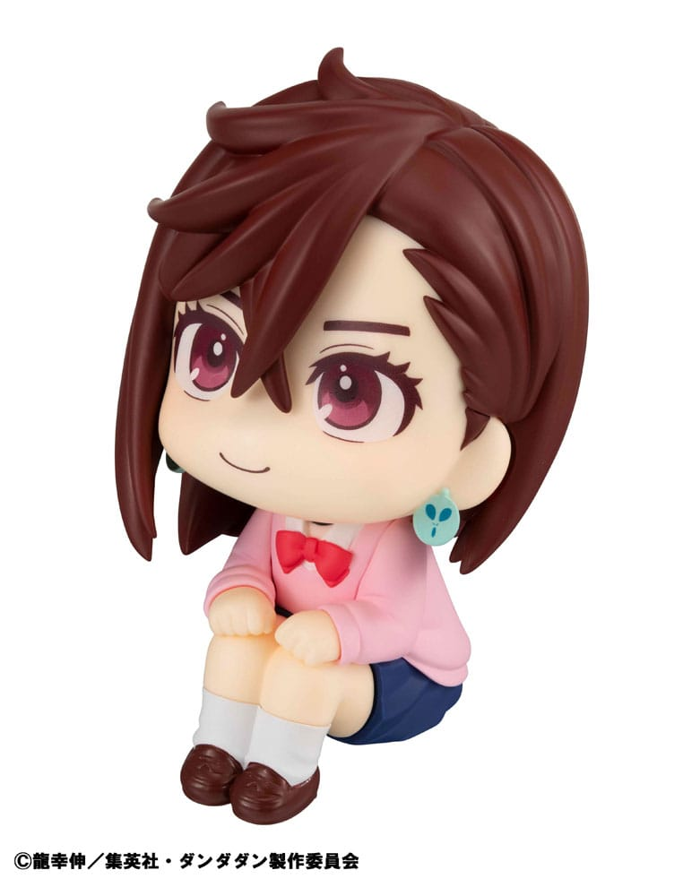 Dandadan Look Up Figure Momo