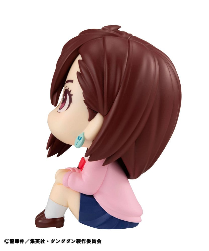 Dandadan Look Up Figure Momo