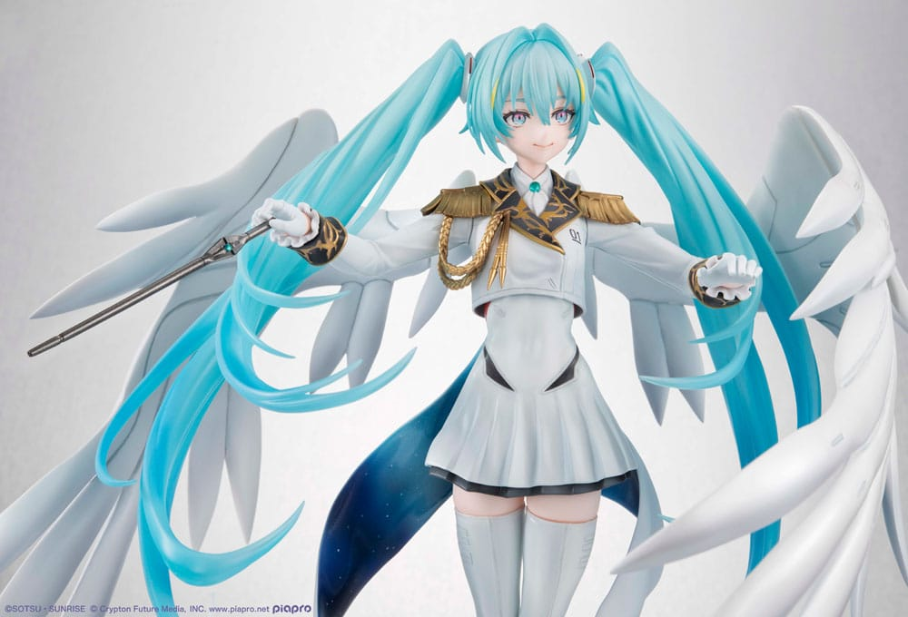 Mobile Suit Gundam x Hatsune Miku Lucrea Statue Hatsune Miku x Wing Gundam Zero EW 45th Anniversary