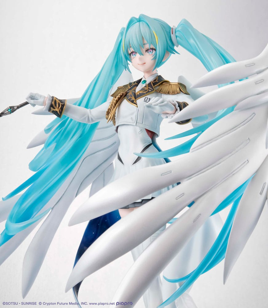 Mobile Suit Gundam x Hatsune Miku Lucrea Statue Hatsune Miku x Wing Gundam Zero EW 45th Anniversary