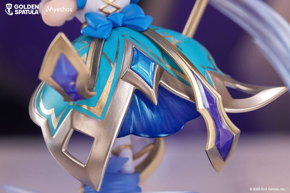 Golden Spatula Statue Prestige Perfume Gem Chibi Janna