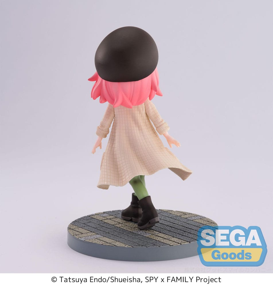 Spy x Family Luminasta Anya Forger Stylish Look