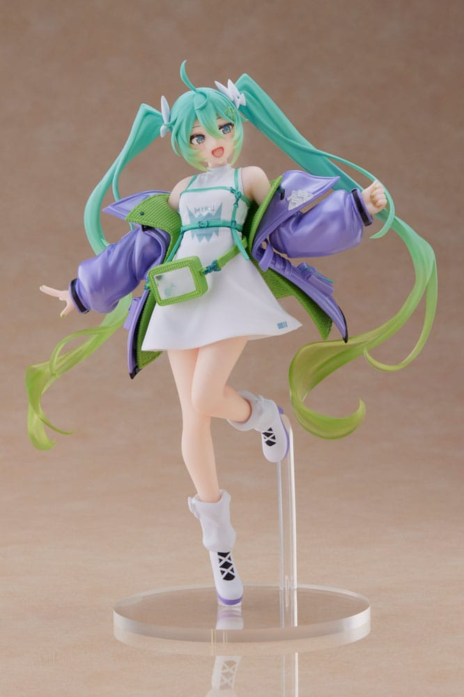 Hatsune Miku Fashion Series Hatsune Miku Sporty Fashion