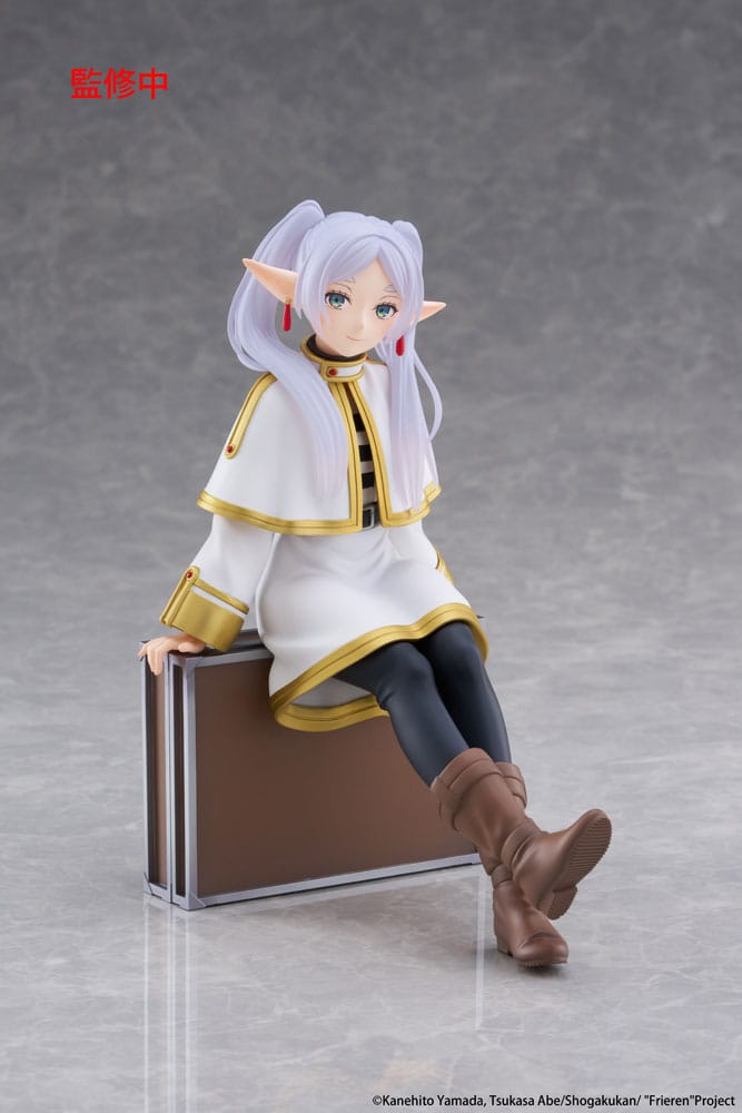 Frieren: Beyond Journey's End Desktop Cute Frieren Trunk Case Ver