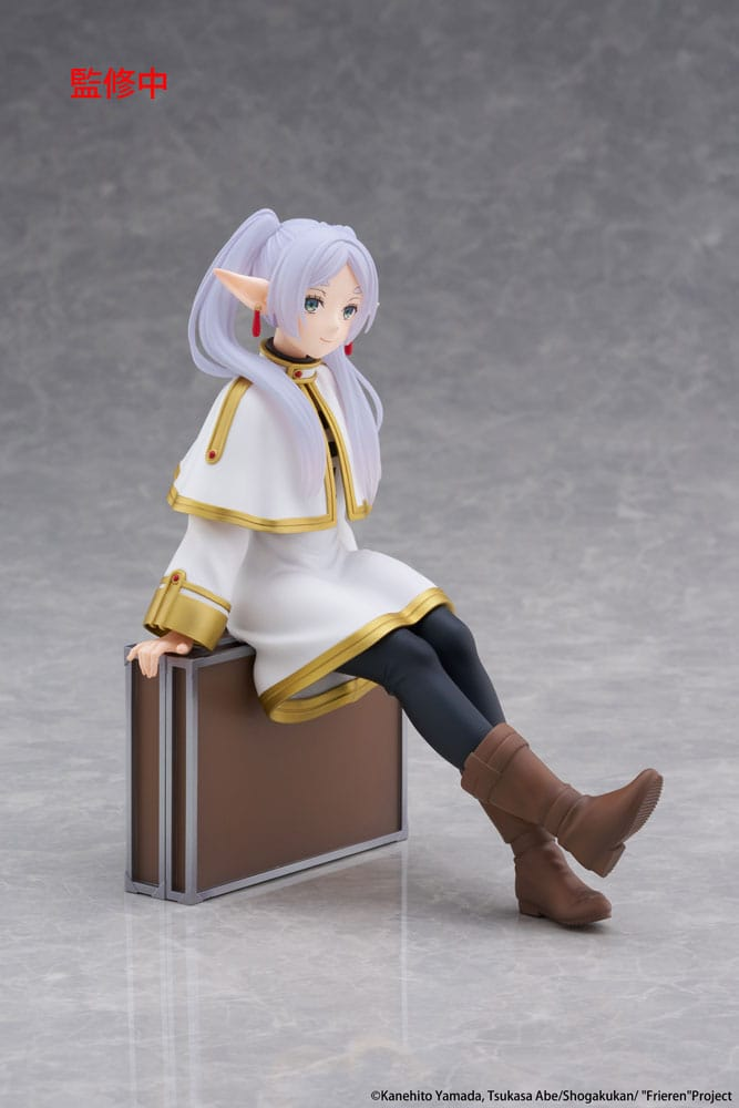 Frieren: Beyond Journey's End Desktop Cute Frieren Trunk Case Ver