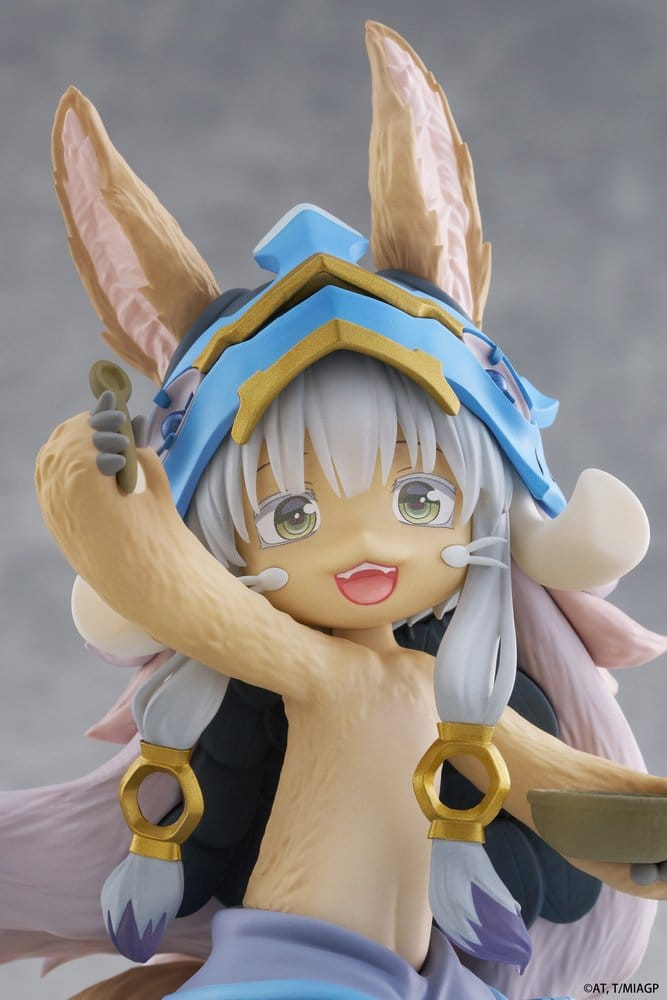 Made in Abyss Desktop Cute Nanachi Mealtime Ver