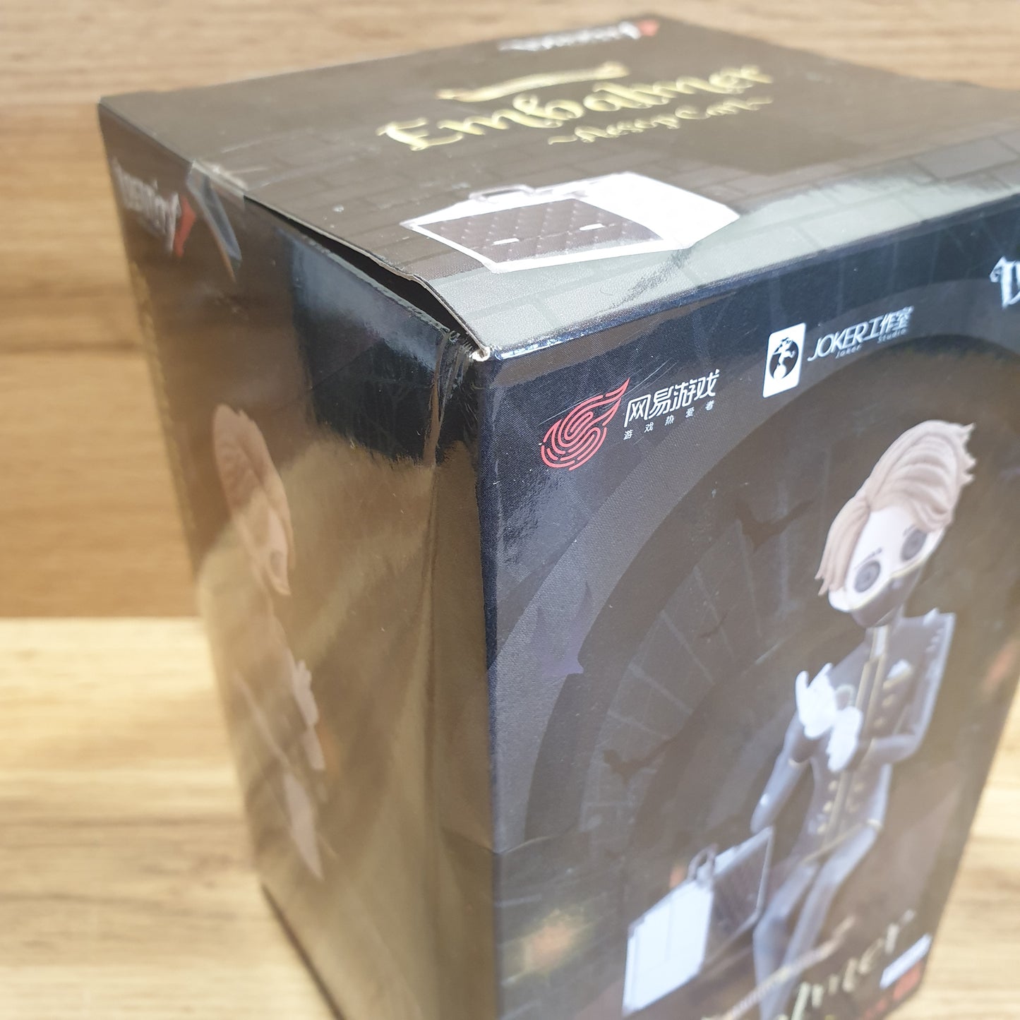 Identity V Embalmer Aesop Carl Noodle Stopper Figure (BOX DAMAGE)