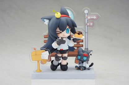 Arknights Mini Statue - Will You be Having the Dessert? Blaze | Anime Emporium