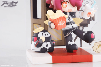 Arknights Mini Statue - Will You be Having the Dessert? Exusiai | Anime Emporium