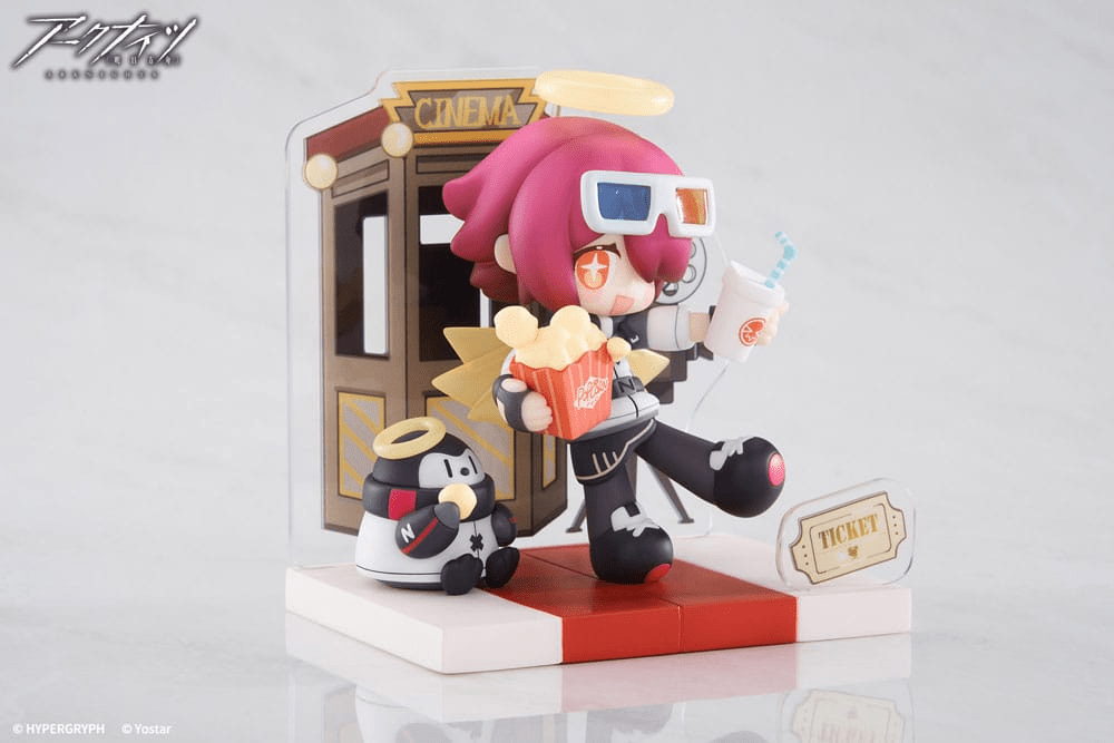 Arknights Mini Statue - Will You be Having the Dessert? Exusiai | Anime Emporium