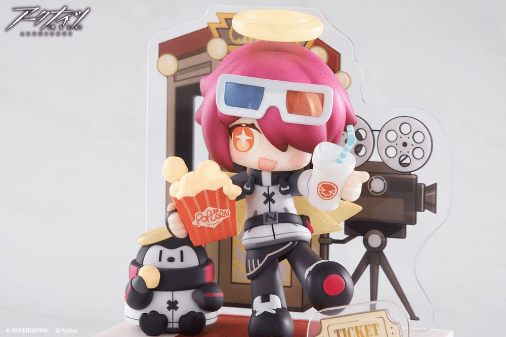 Arknights Mini Statue - Will You be Having the Dessert? Exusiai | Anime Emporium