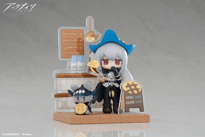 Arknights Mini Statue - Will You be Having the Dessert? Skadi | Anime Emporium