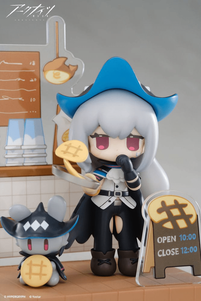 Arknights Mini Statue - Will You be Having the Dessert? Skadi | Anime Emporium