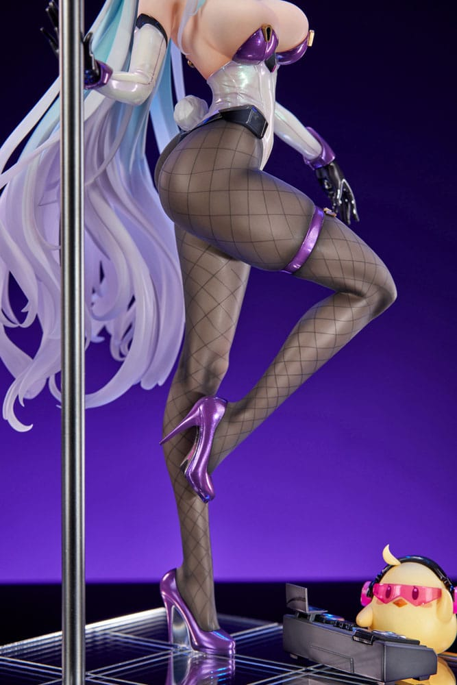 Azur Lane 1/7 Scale Statue Kearsarge All-Night Charge Ver