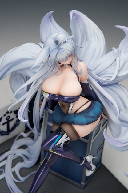 Azur Lane 1/7 Scale Statue Shinano Moonlit Chrome Ver (With Display Case)