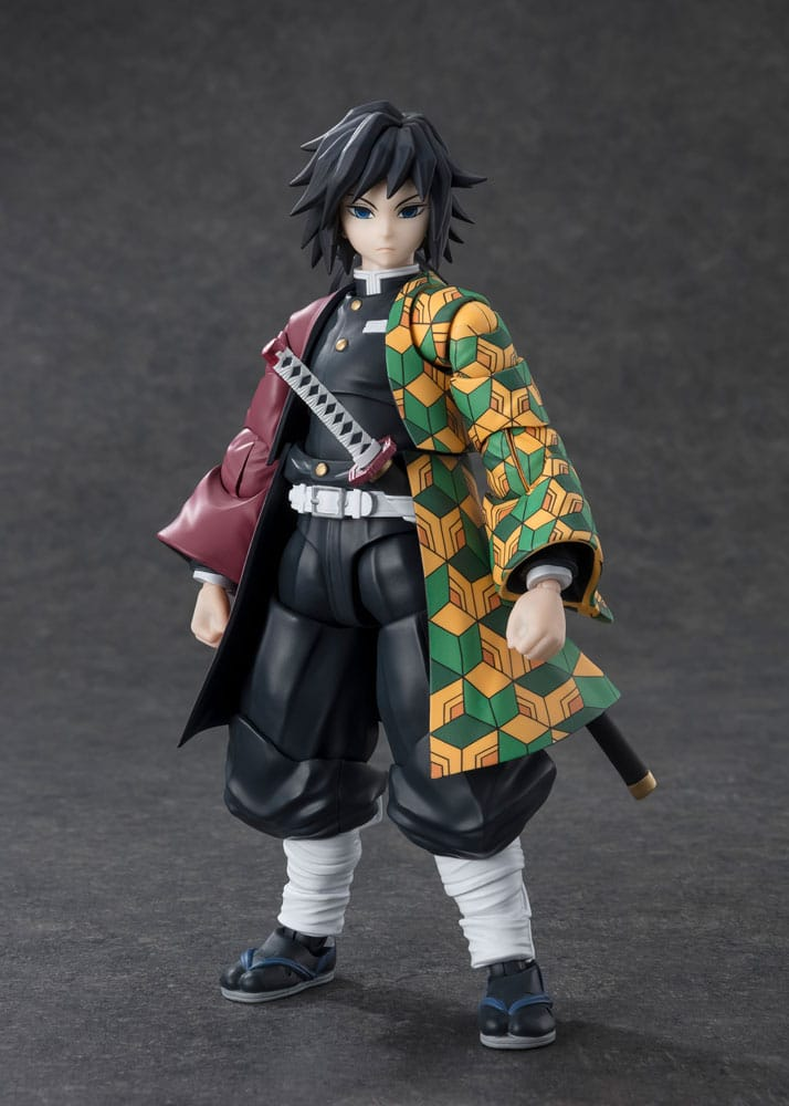 Demon Slayer: Kimetsu no Yaiba S.H. Figuarts Giyu Tomioka