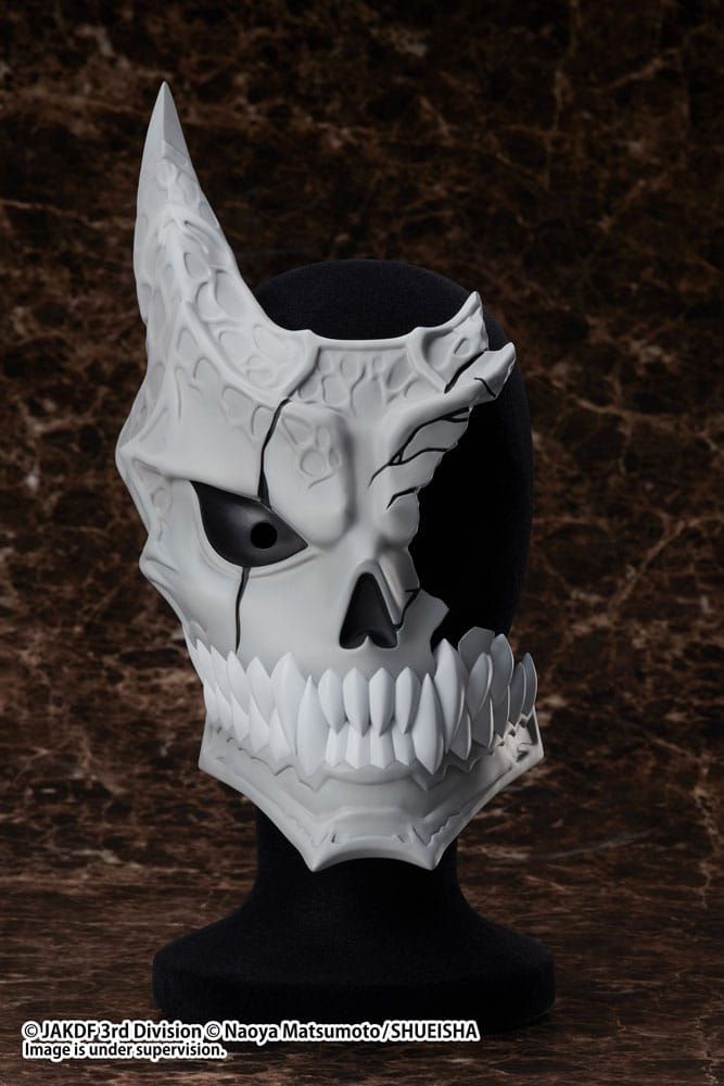 Kaiju No. 8 Harf Mask Statue