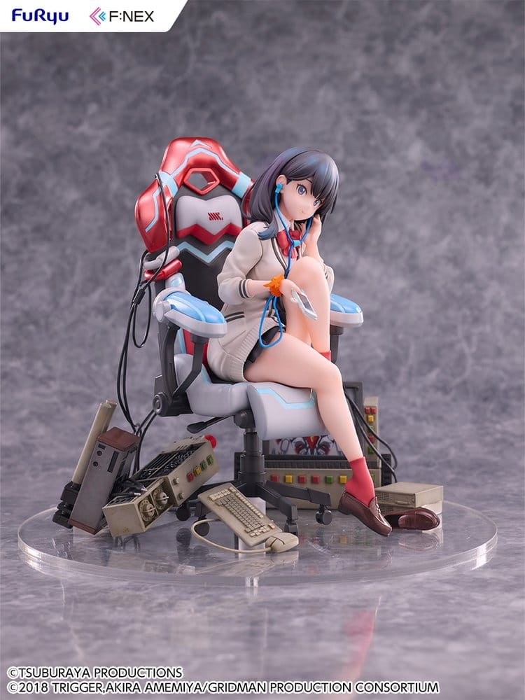 SSSS. Gridman Universe F:NEX 1/7 Scale Statue Rikka Takarada Gaming Chair Ver