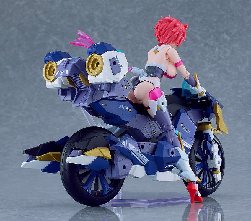 Cutie Honey Nova Plamatea Plastic Model Kit Honey Chaser