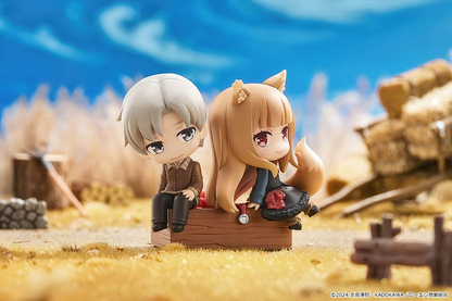 Spice and Wolf: Merchant Meets the Wise Wolf Mini Memory Statue Lawrence & Holo