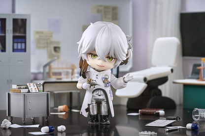 Reverse: 1999 Nendoroid Medicine Pocket