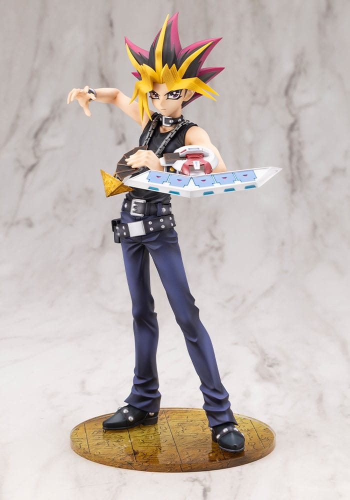 Yu-Gi-Oh! ARTFX J 1/7 Scale Statue Yami Yugi Passionate Duelists