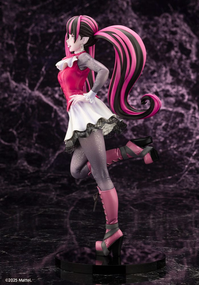 Monster High Bishoujo 1/7 Scale Statue Draculaura