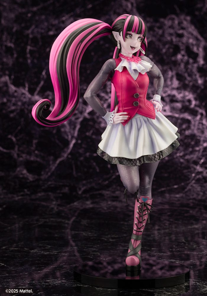 Monster High Bishoujo 1/7 Scale Statue Draculaura