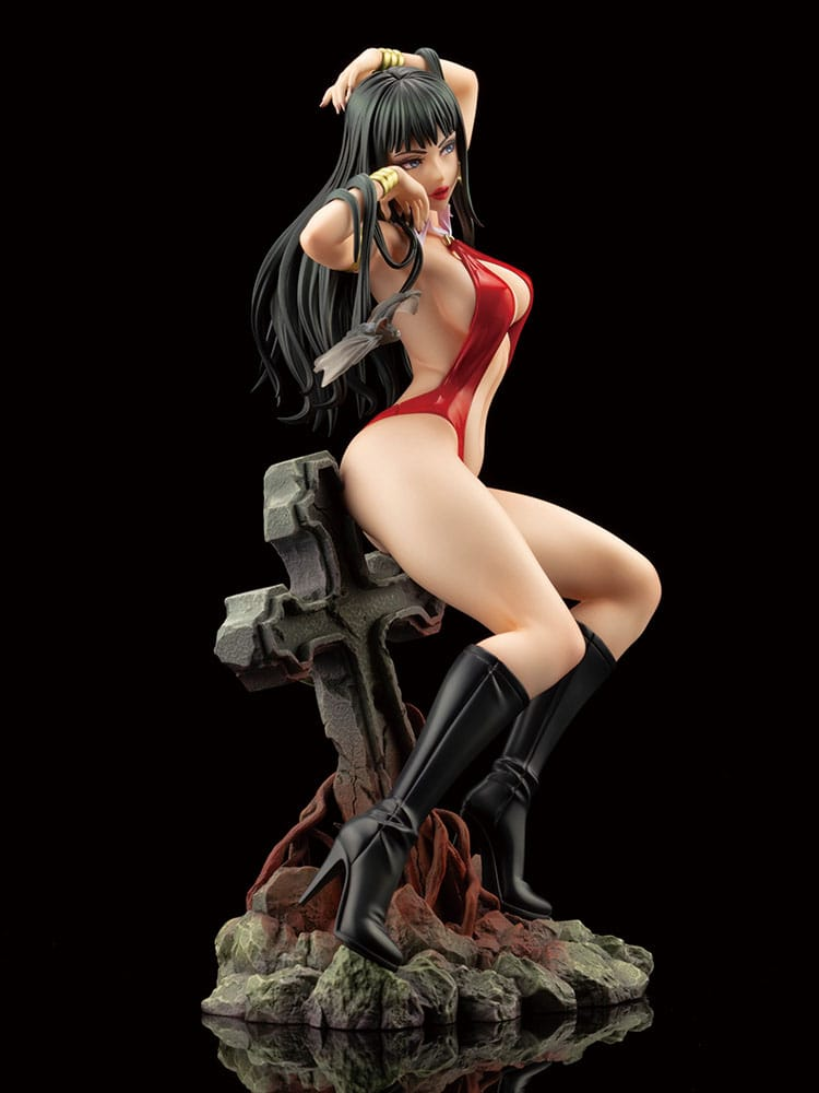 Vampirella Bishoujo 1/7 Scale Statue Vampirella