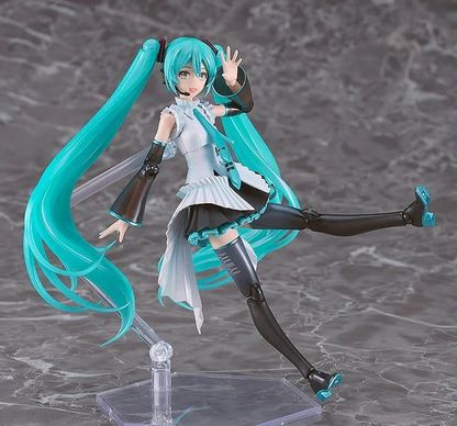 Character Vocal Series 01: Hatsune Miku Plamatea Plastic Model Happy 16th Birthday Ver